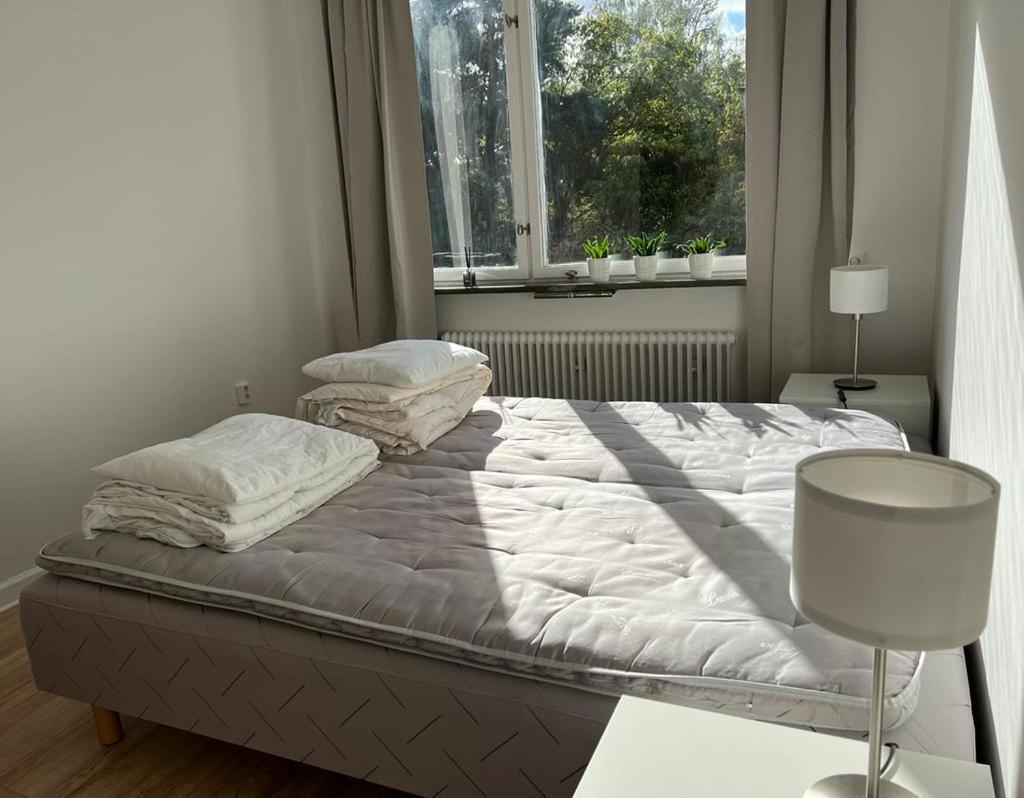Appartamento Flatin Erbjuder Laegenheter I Soedra Stoccolma Esterno foto