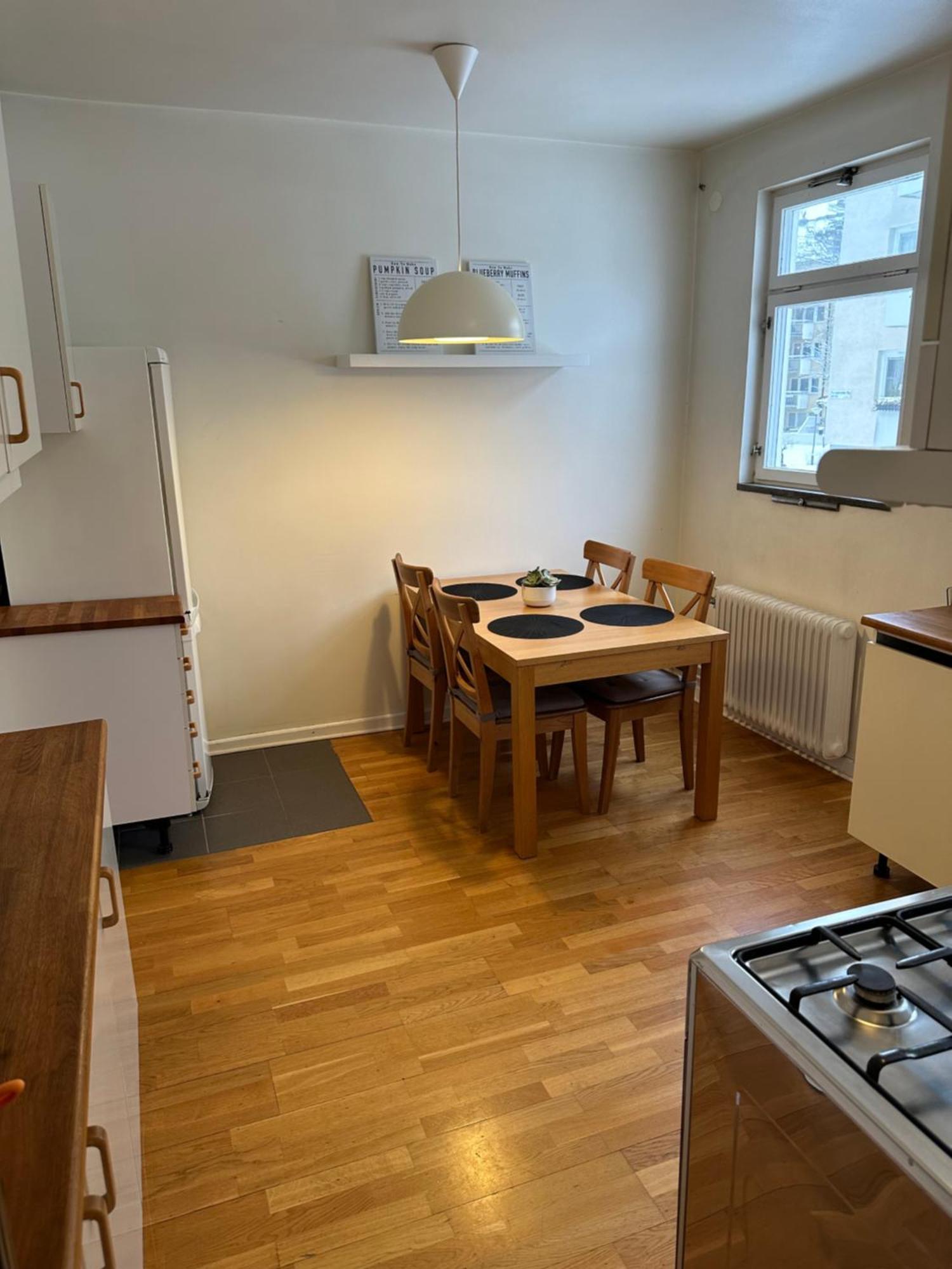 Appartamento Flatin Erbjuder Laegenheter I Soedra Stoccolma Esterno foto